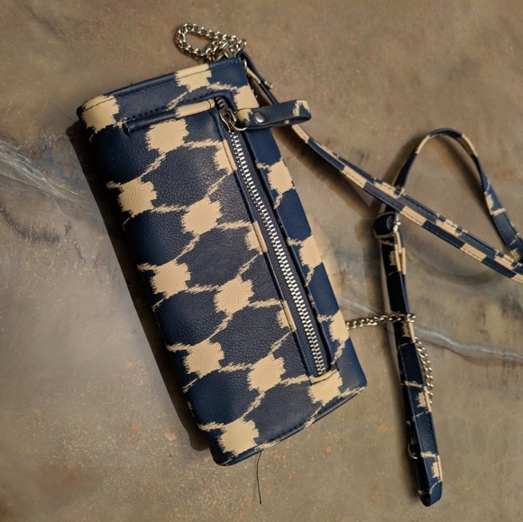 Francesca's navy blue pattern satchel - Picture 3 of 4